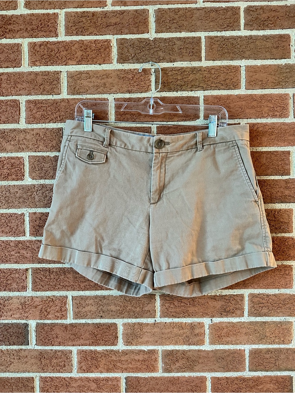 Banana Republic Women’s Beige Chino Safari Shorts Mid Rise, 10
